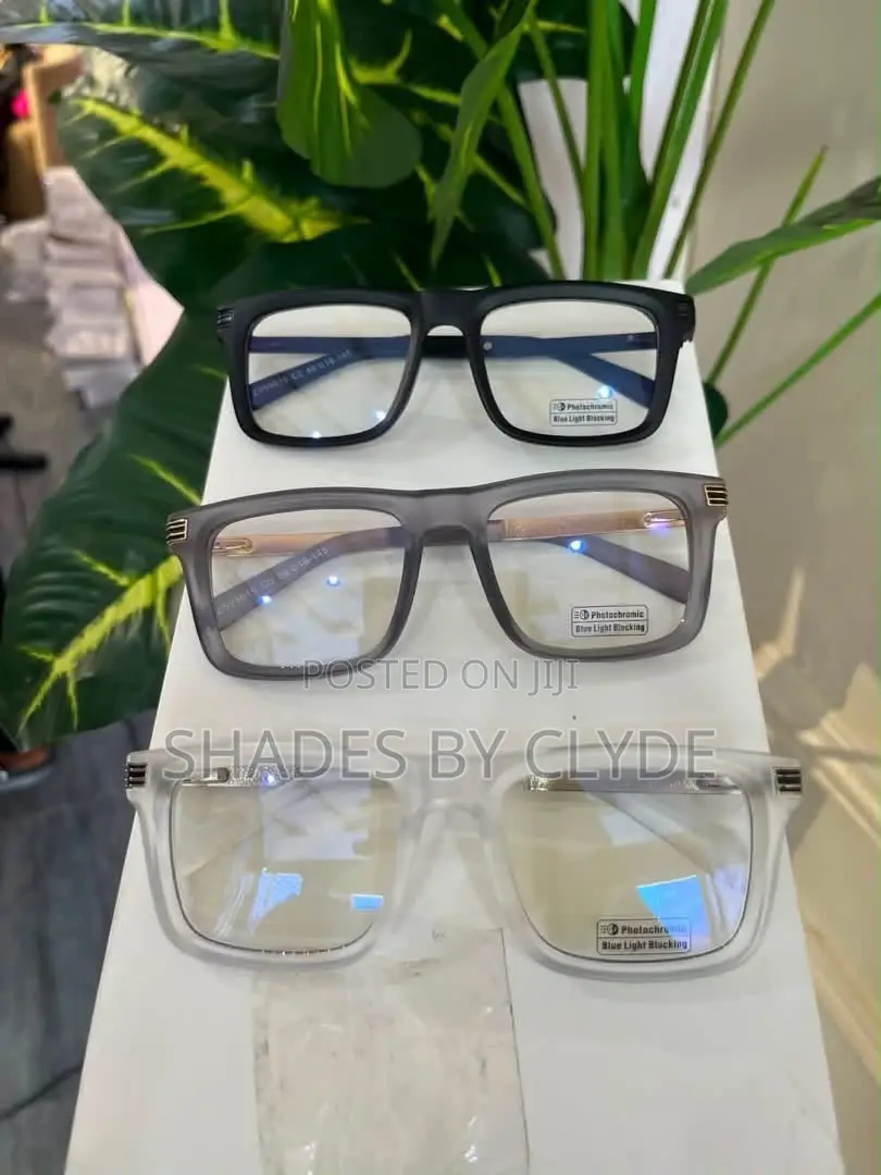 Smart Eyewear: Photochromic, Blue Light Blocking & UV Protection!