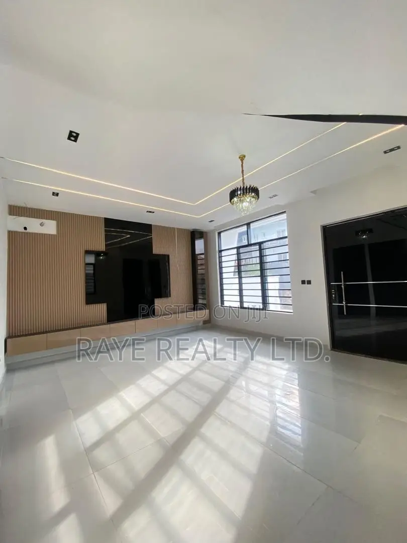 4bdrm Duplex in Sangotedo for sale