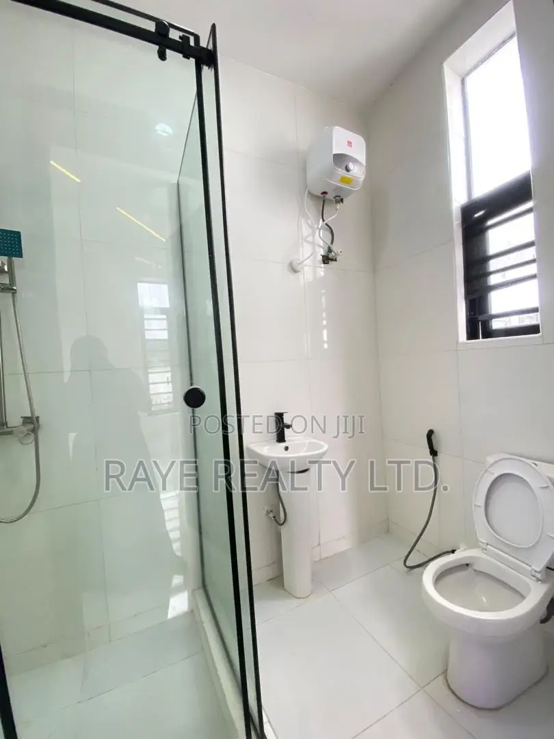 4bdrm Duplex in Sangotedo for sale