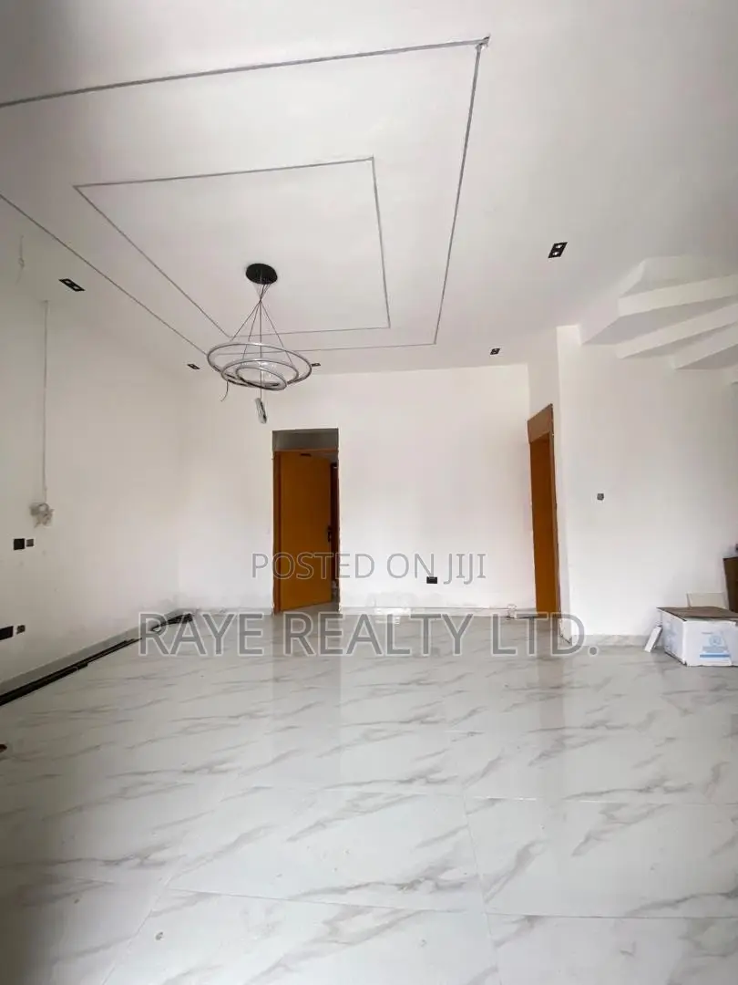4bdrm Duplex in Sangotedo for sale