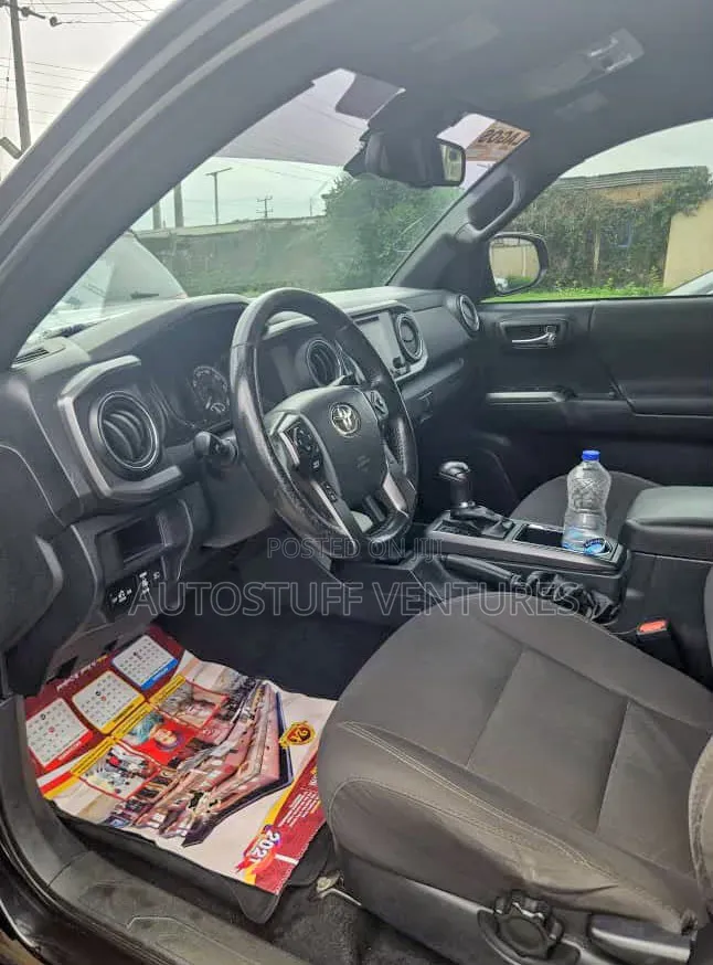 Toyota Tacoma TRD Off Road 2019 Black
