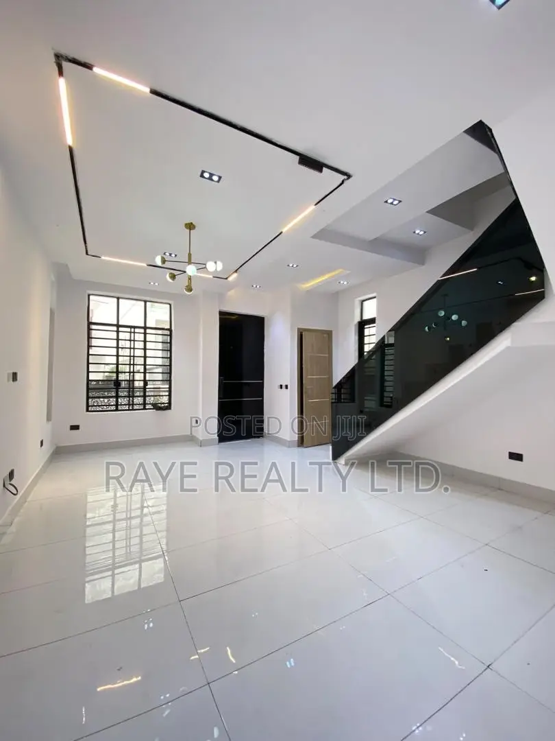 4bdrm Duplex in Sangotedo for sale