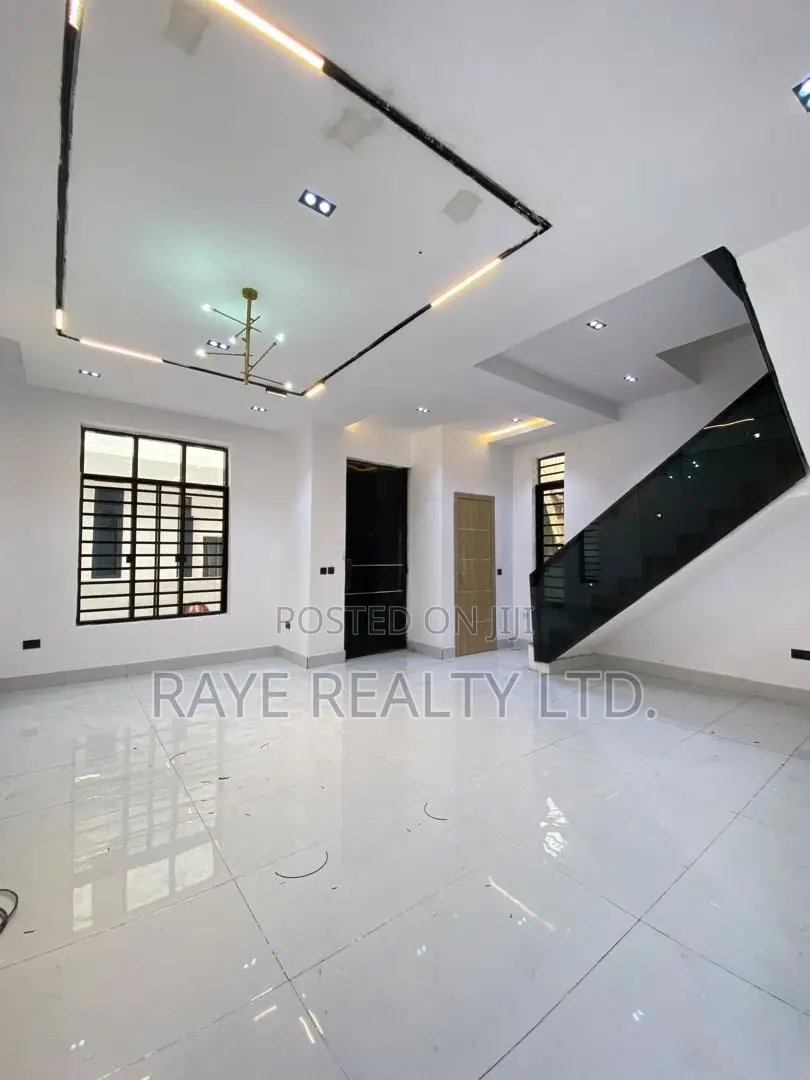 4bdrm Duplex in Sangotedo for sale