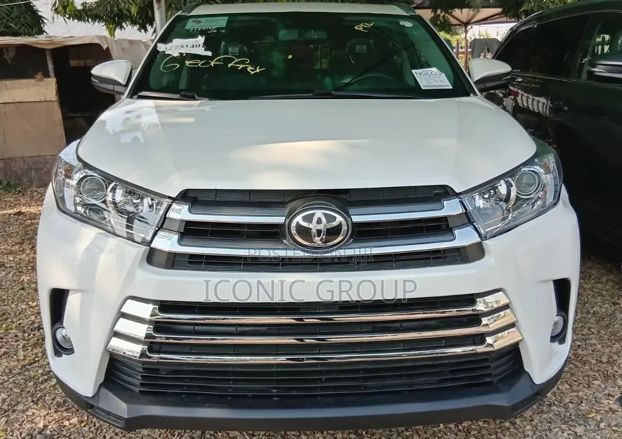 Toyota Highlander 2017 Off white