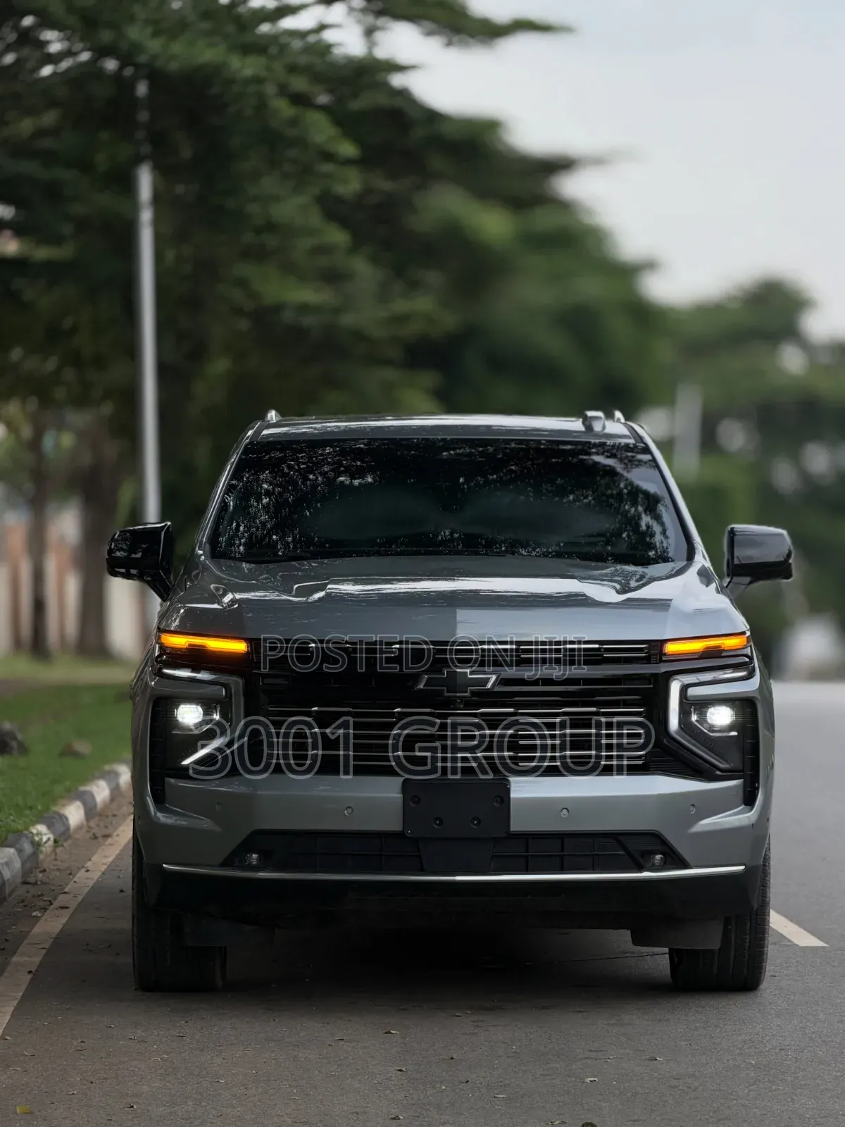Chevrolet Suburban 2025 Gray