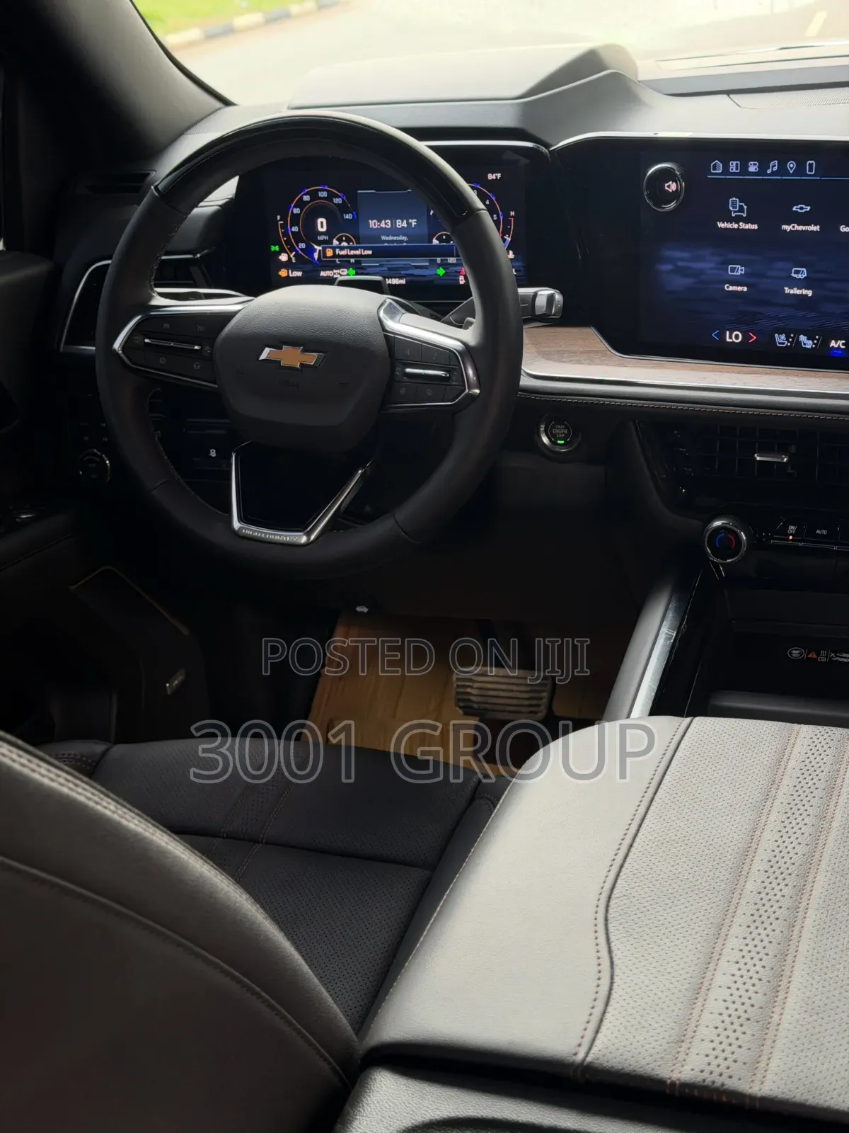 Chevrolet Suburban 2025 Gray