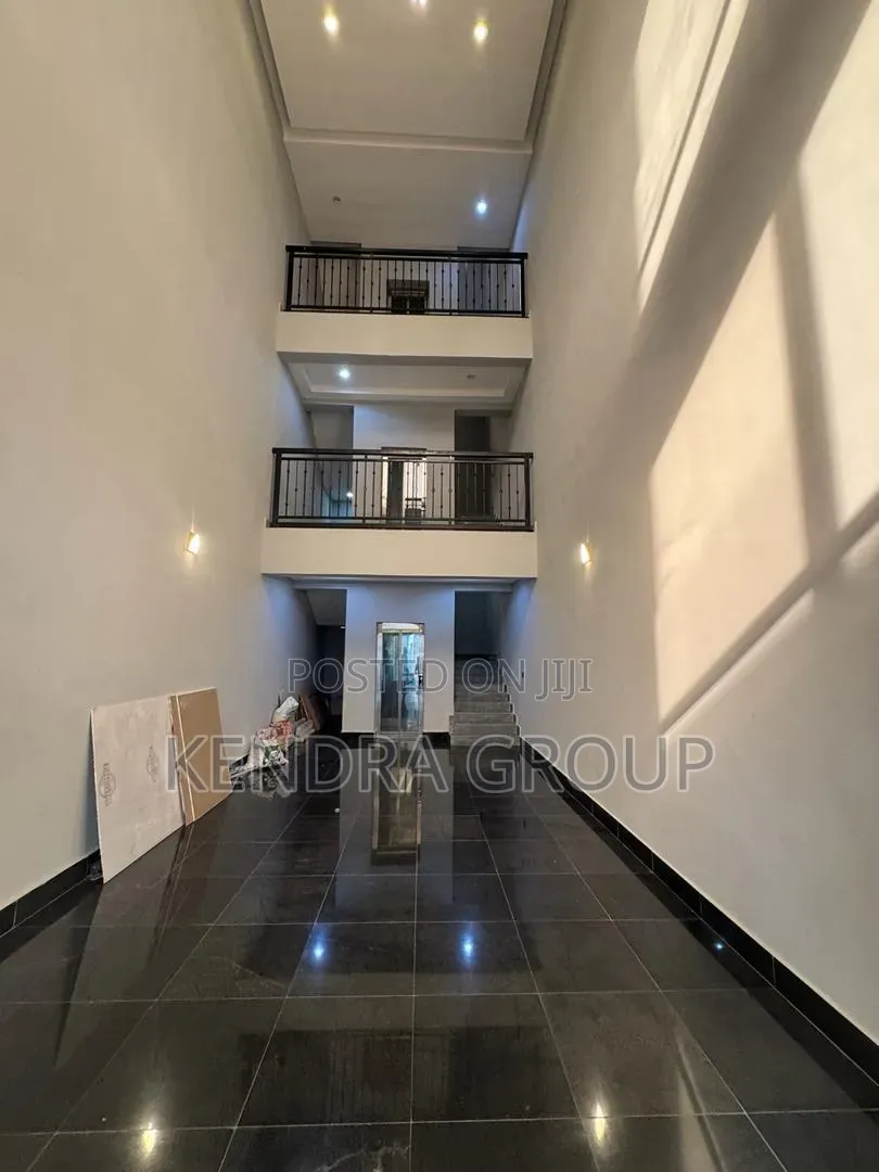 5bdrm Maisonette in Ikoyi for sale