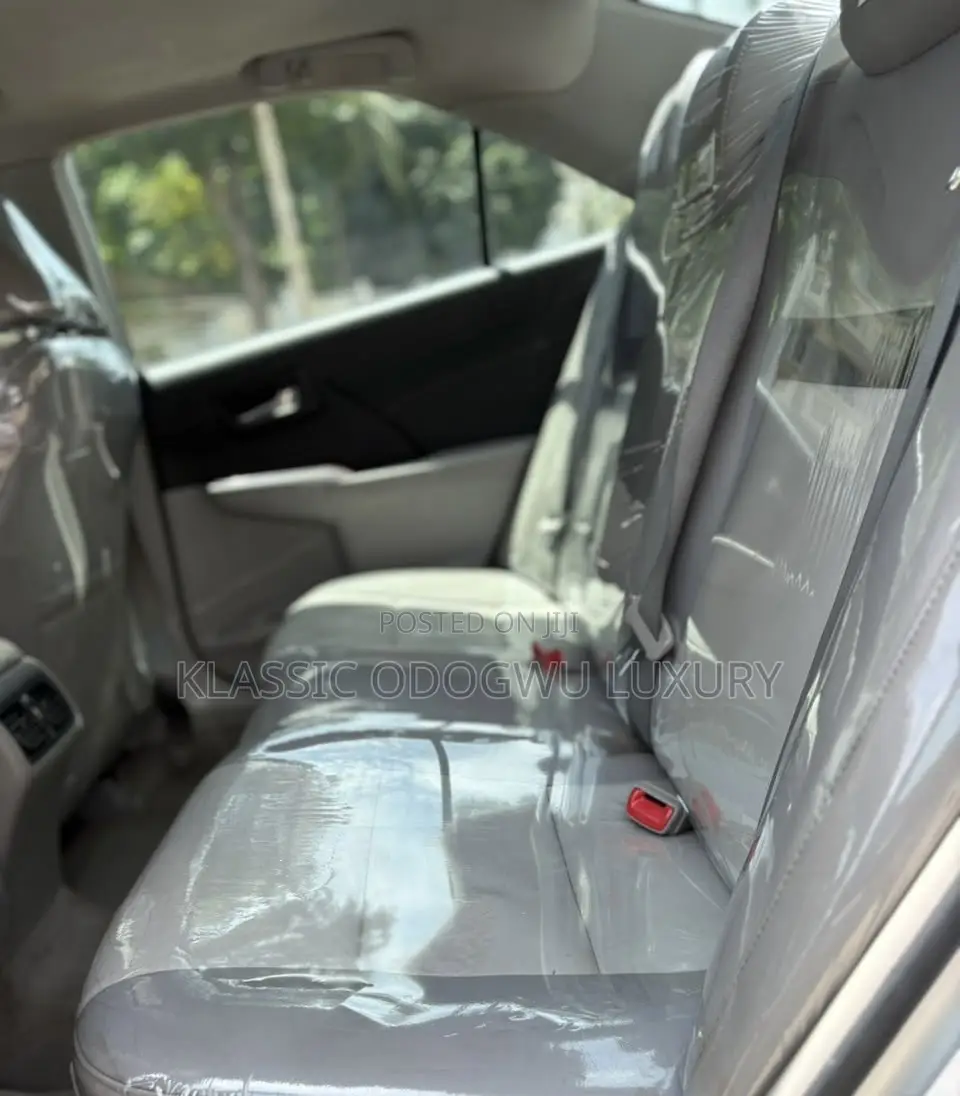 Toyota Camry 2014 Silver