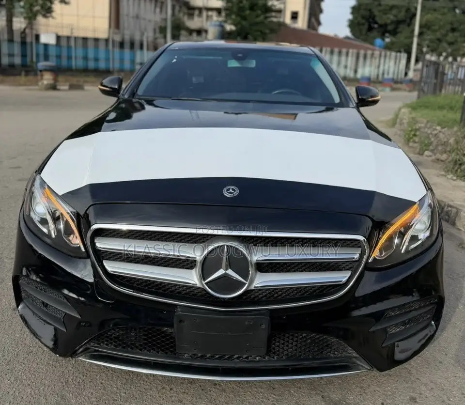 Mercedes-Benz E300 4Matic AWD Sedan (2.0L 4cyl 9A) 2017 Black