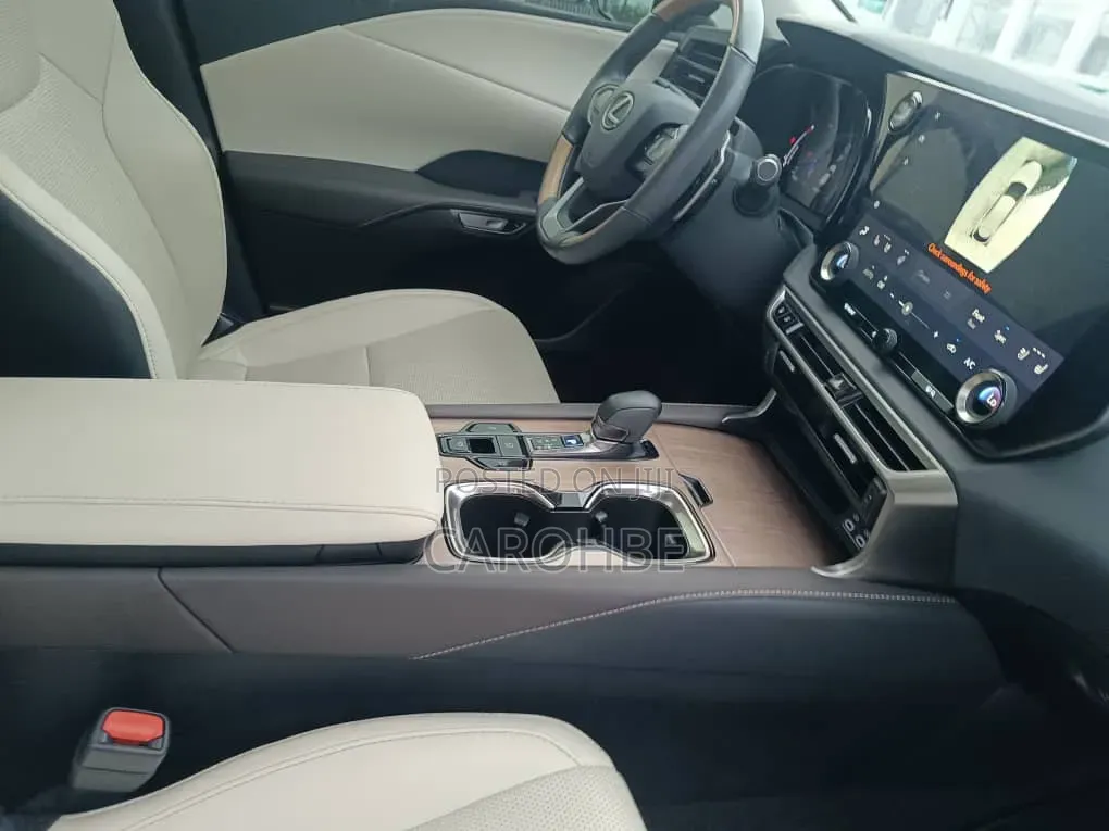 Lexus RX 350 AWD 2024