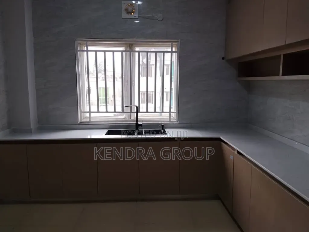 2bdrm Block of Flats in Victoria Island for rent
