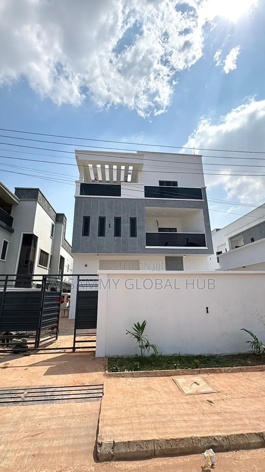 Furnished 5bdrm Duplex in Kolapo Ishola, Ibadan for sale