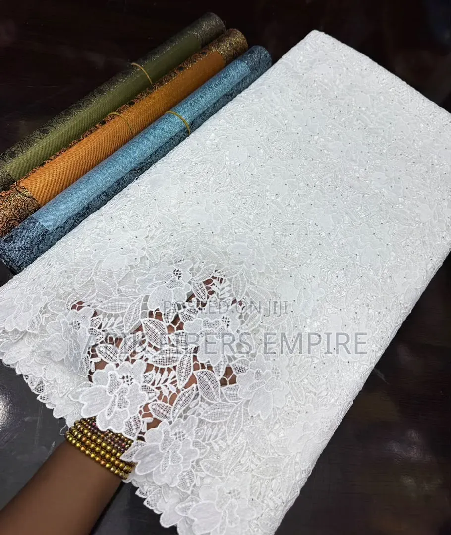 Big Premium Cord Lace With Stone