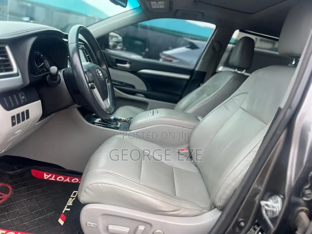 Toyota Highlander 2017 Gray
