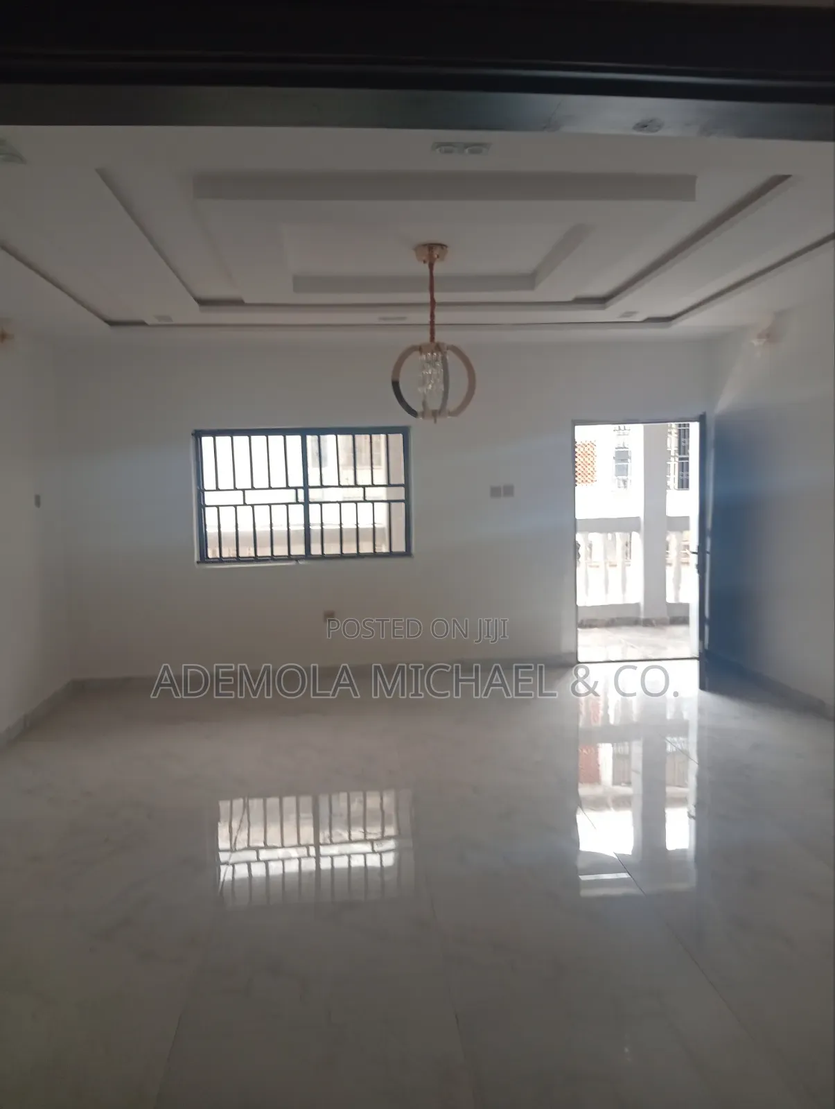 3bdrm Block of Flats in Area11 Abuja for rent