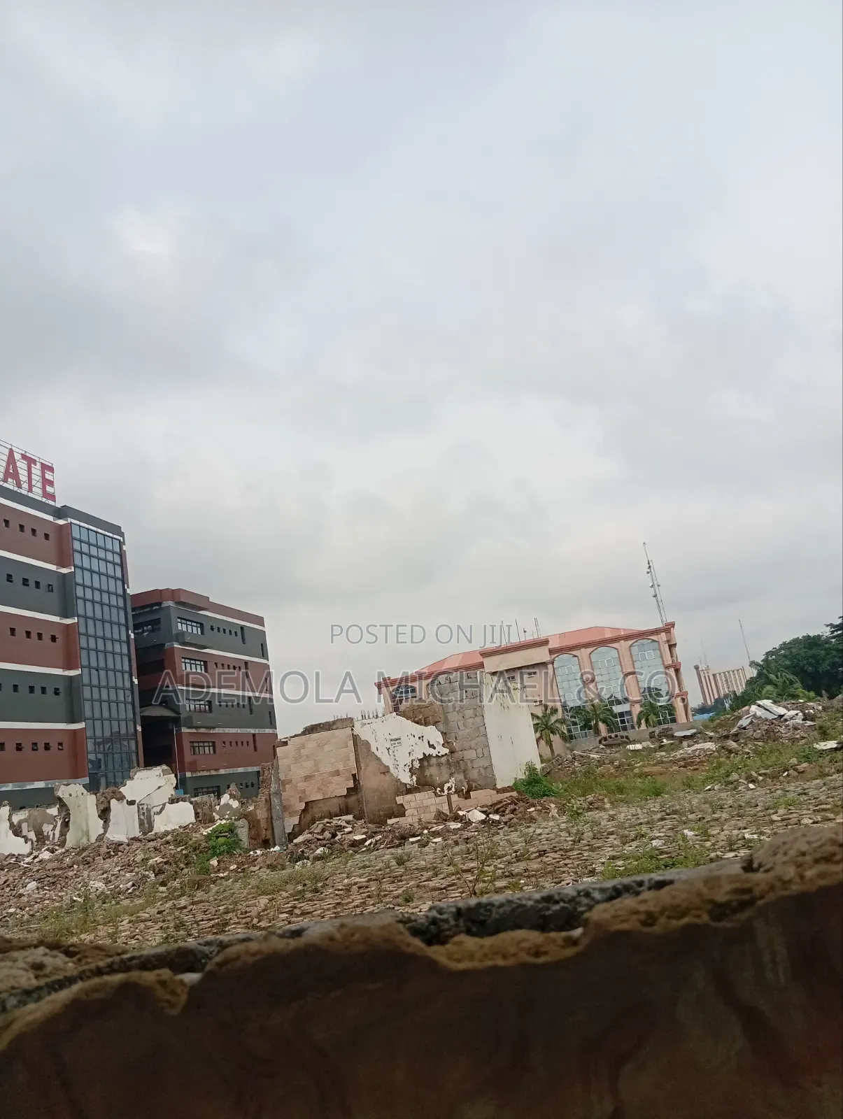 7,400 Sqm2 Commercial Land Facing Major Ahmadu Bello Way