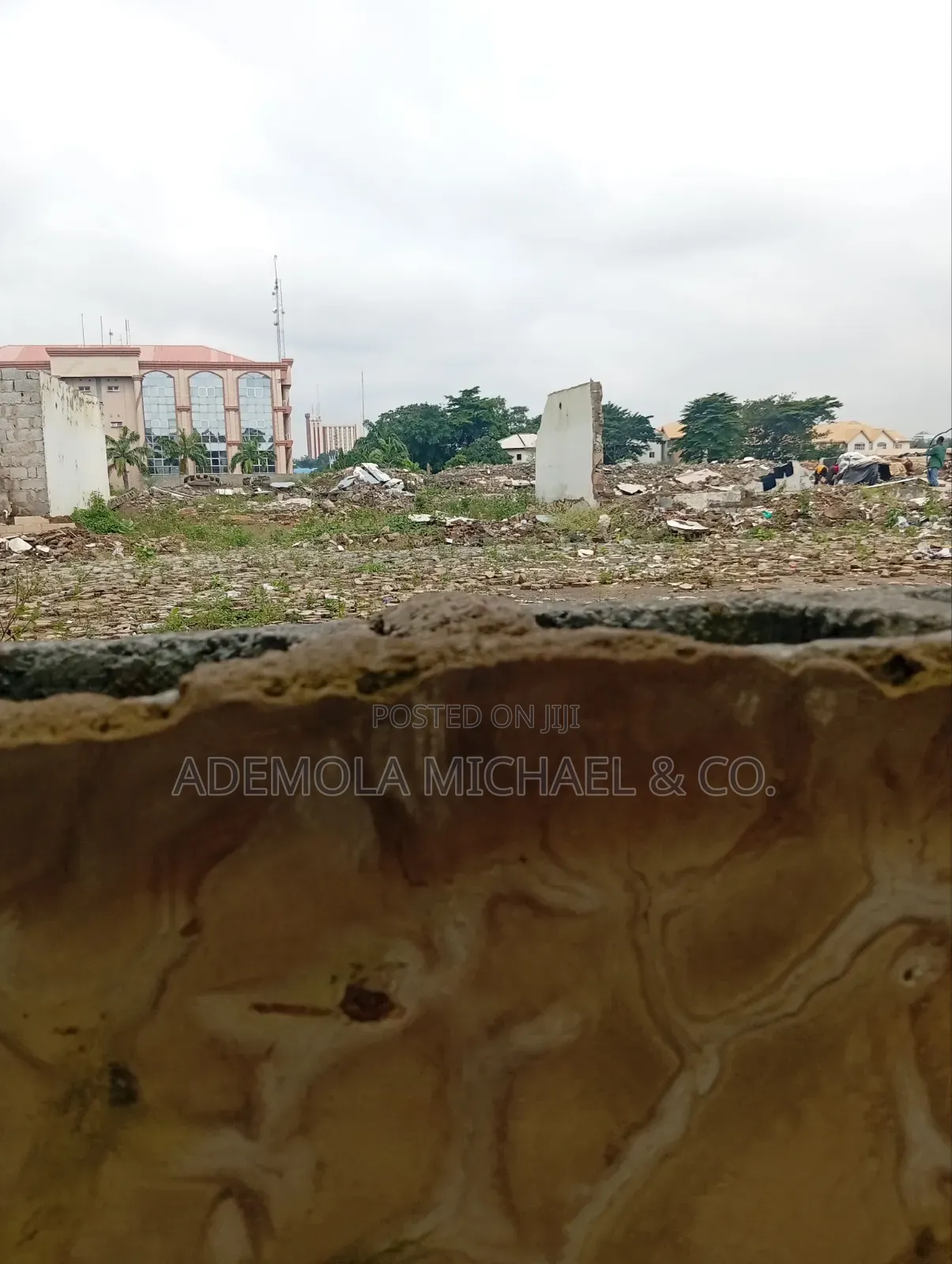 7,400 Sqm2 Commercial Land Facing Major Ahmadu Bello Way