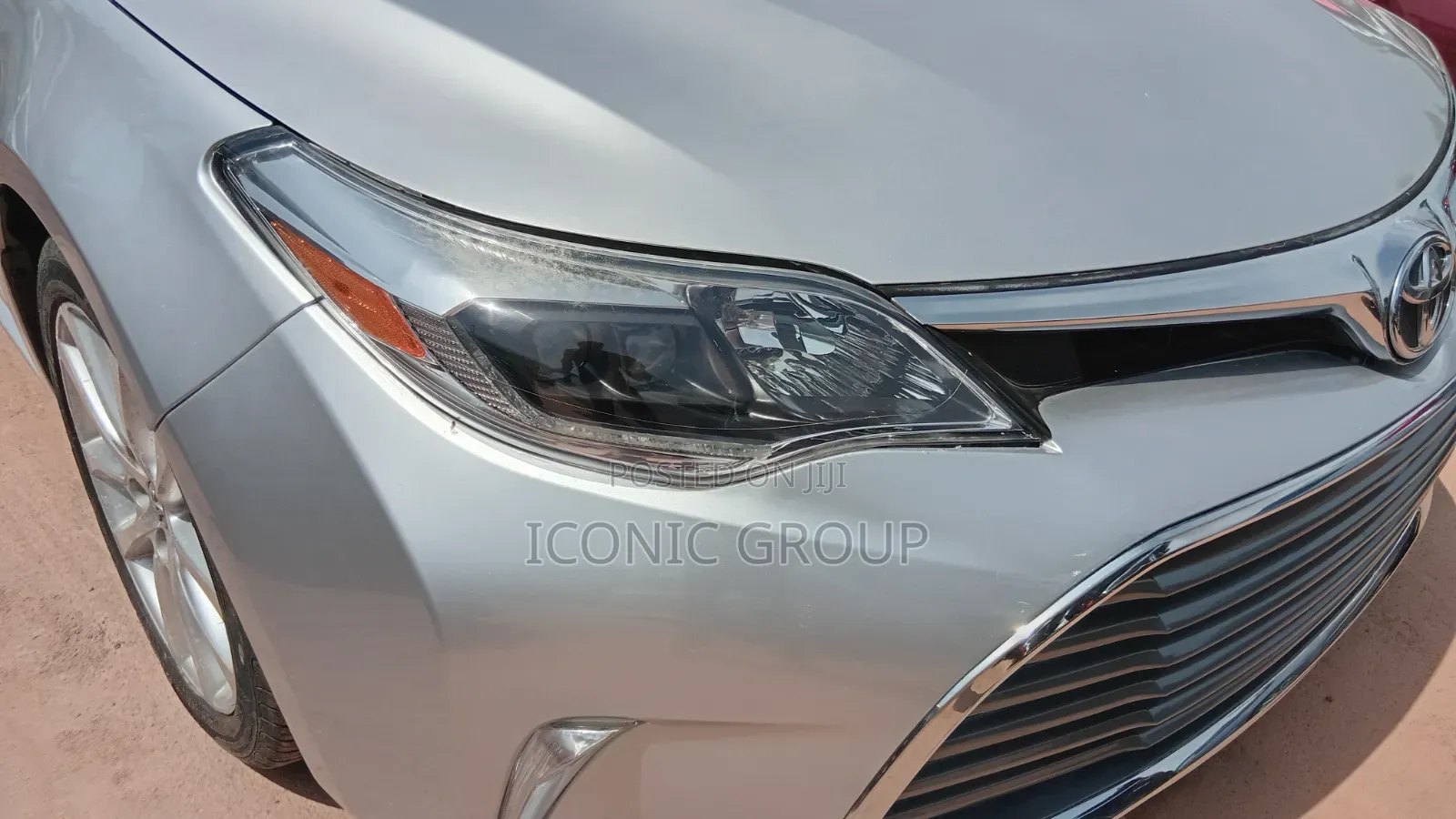 Toyota Avalon Limited 4dr Sedan (3.5L 6cyl 6A) 2015 Silver