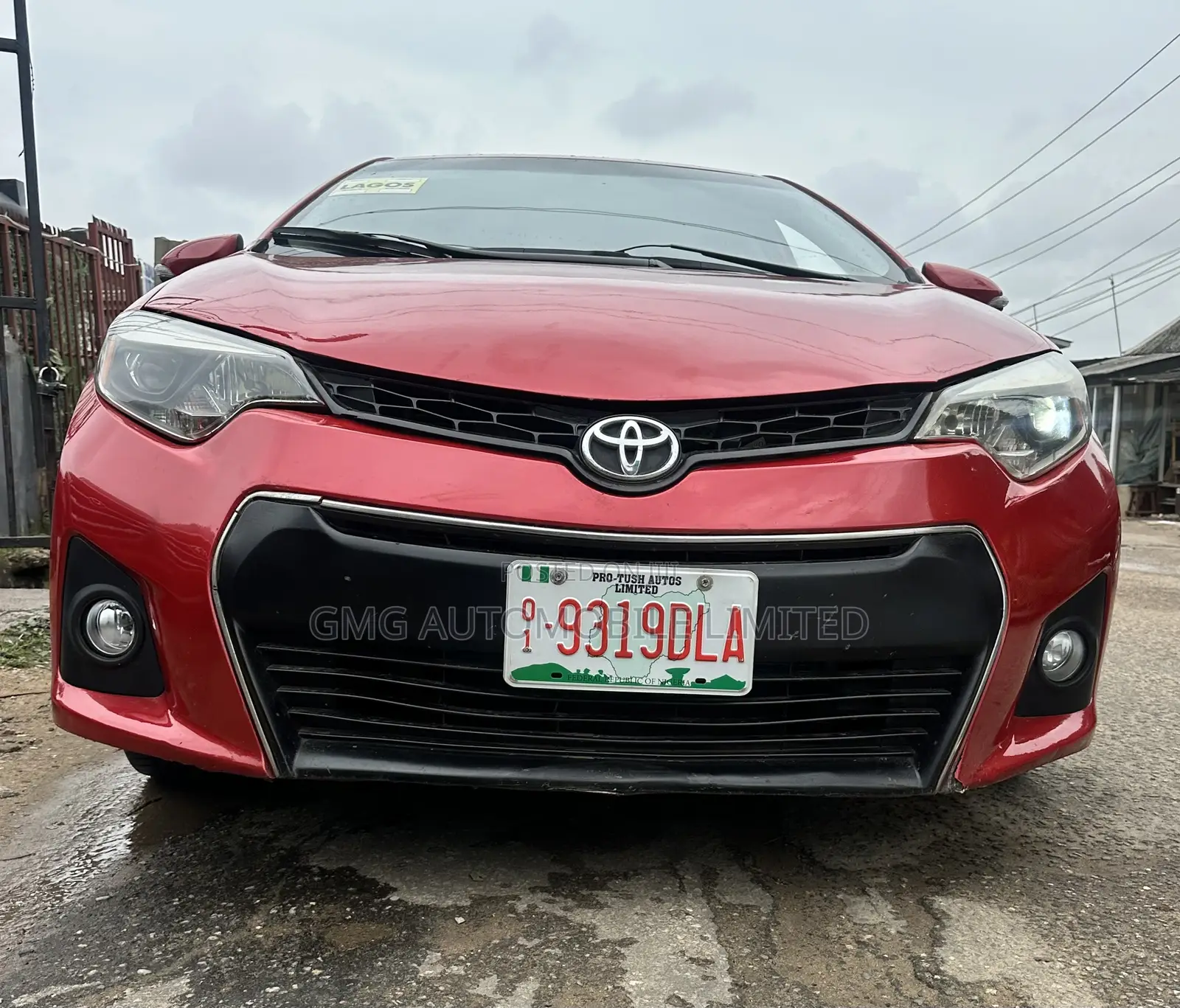 Toyota Corolla S 4dr Sedan (1.8L 4cyl CVT) 2015 Red