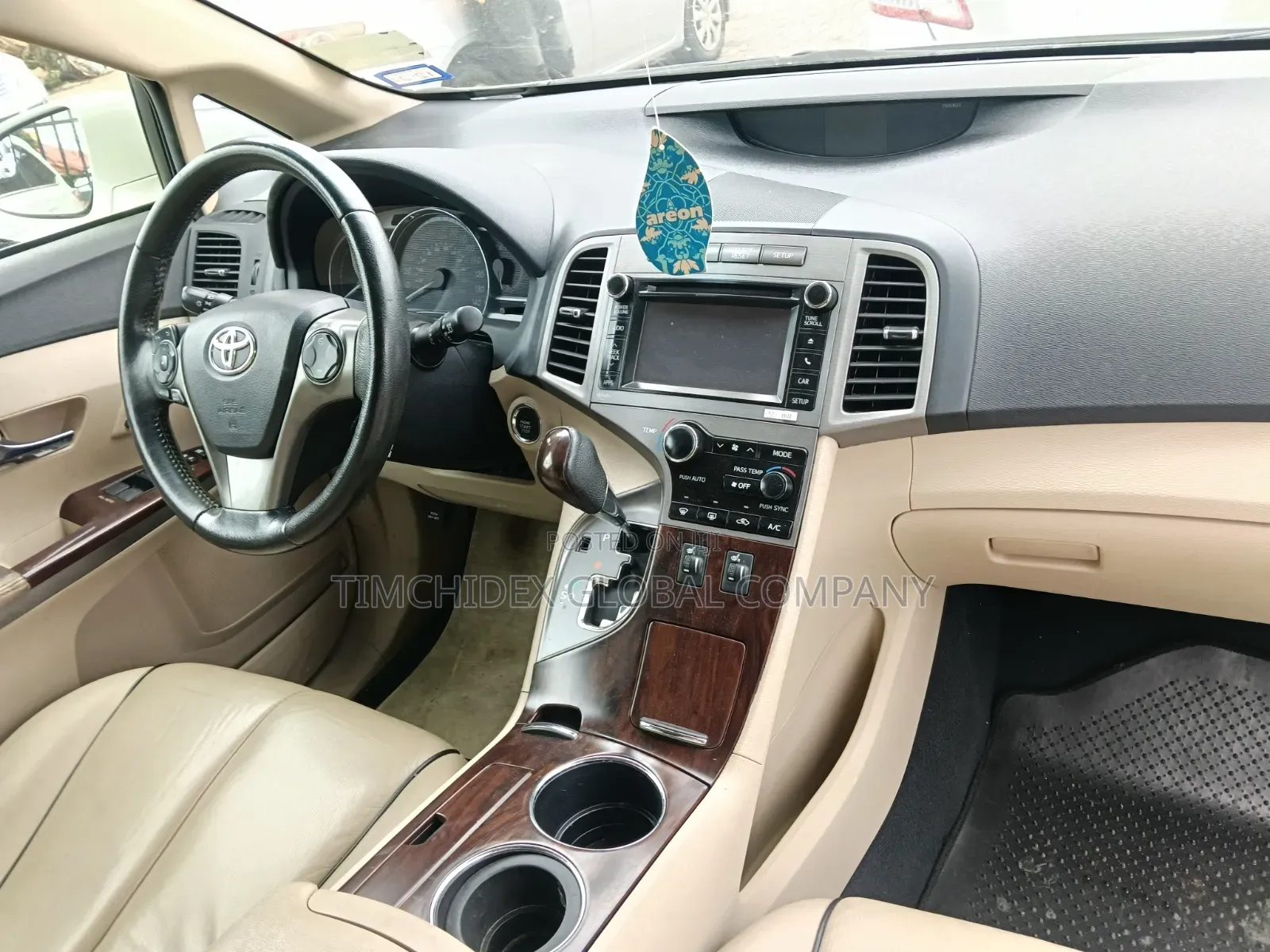 Toyota Venza XLE AWD 2013 White