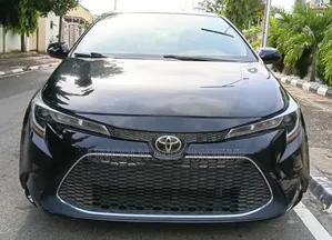 Toyota Corolla XLE 2020 Black