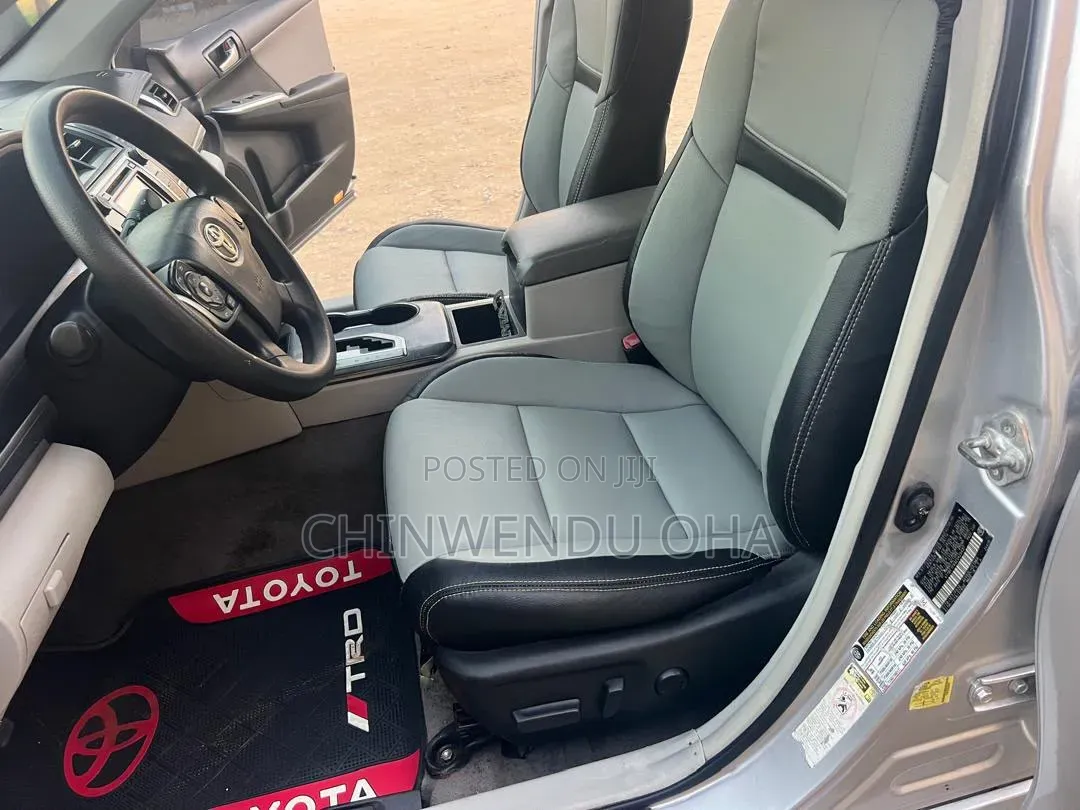 Toyota Camry 2014 Silver
