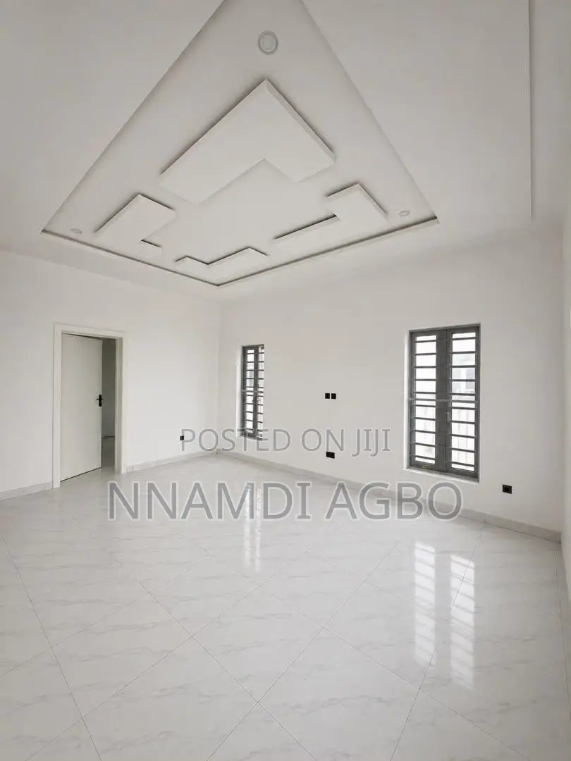 Mini Flat in Lafiaji for rent
