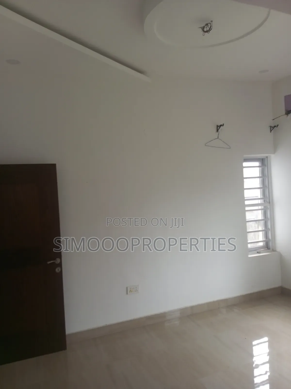 3bdrm Block of Flats in Ogunfayo, Awoyaya for rent