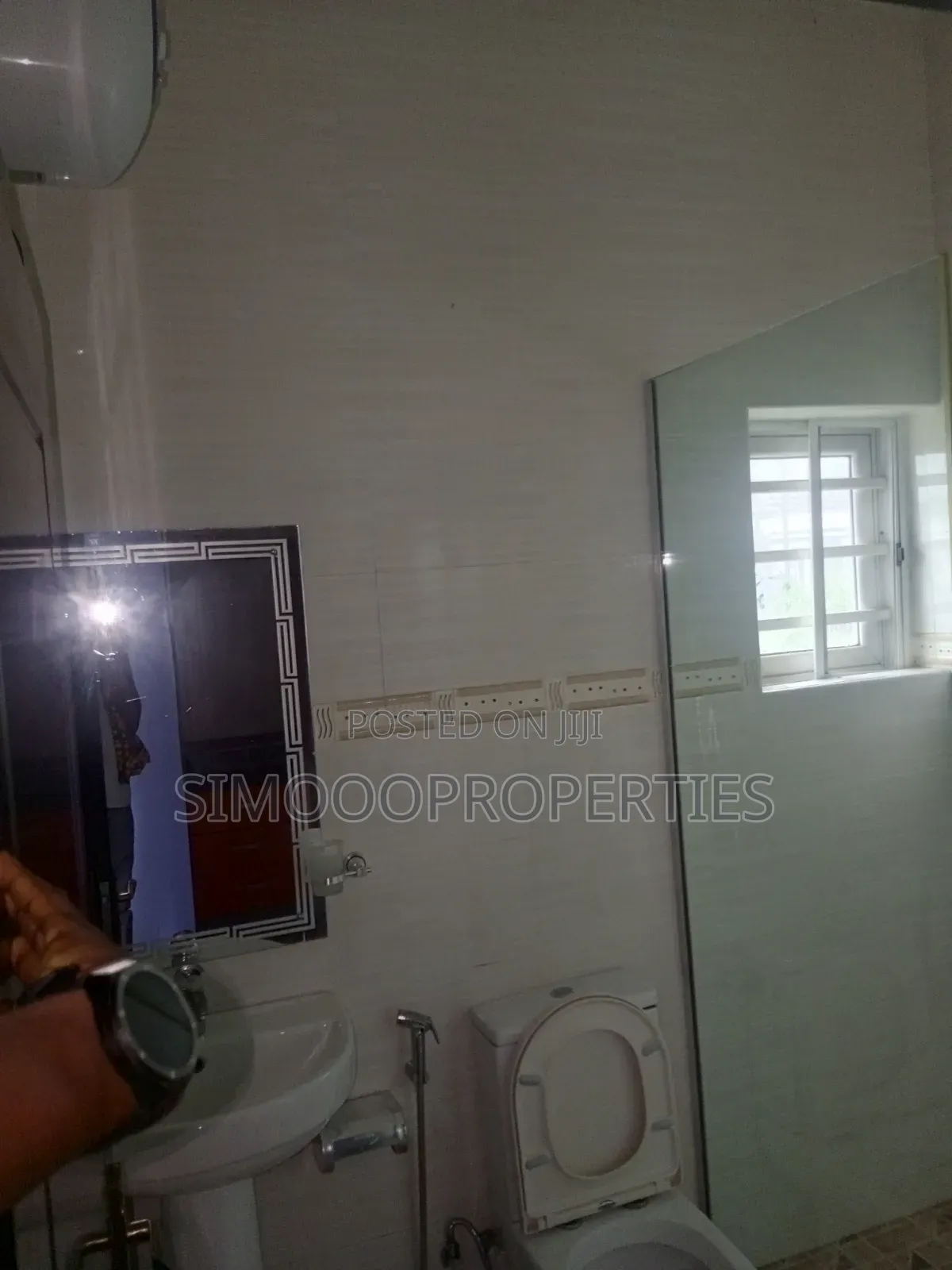 3bdrm Block of Flats in Ogunfayo, Awoyaya for rent