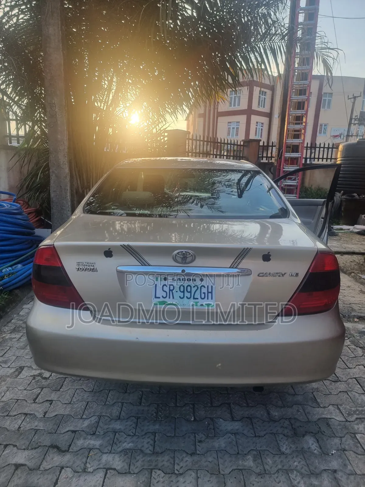 Toyota Camry 2004 Gold