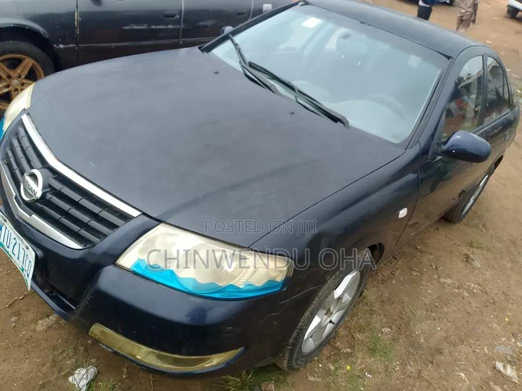 Nissan Sunny 2006 Black