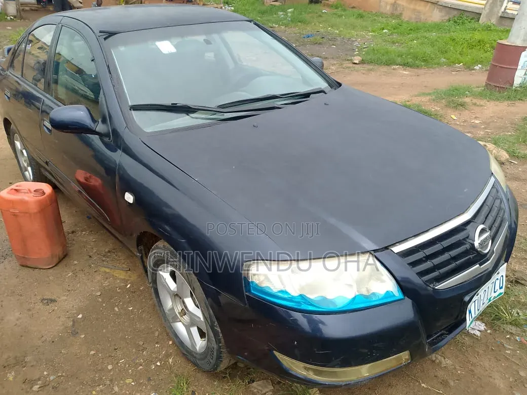 Nissan Sunny 2006 Black