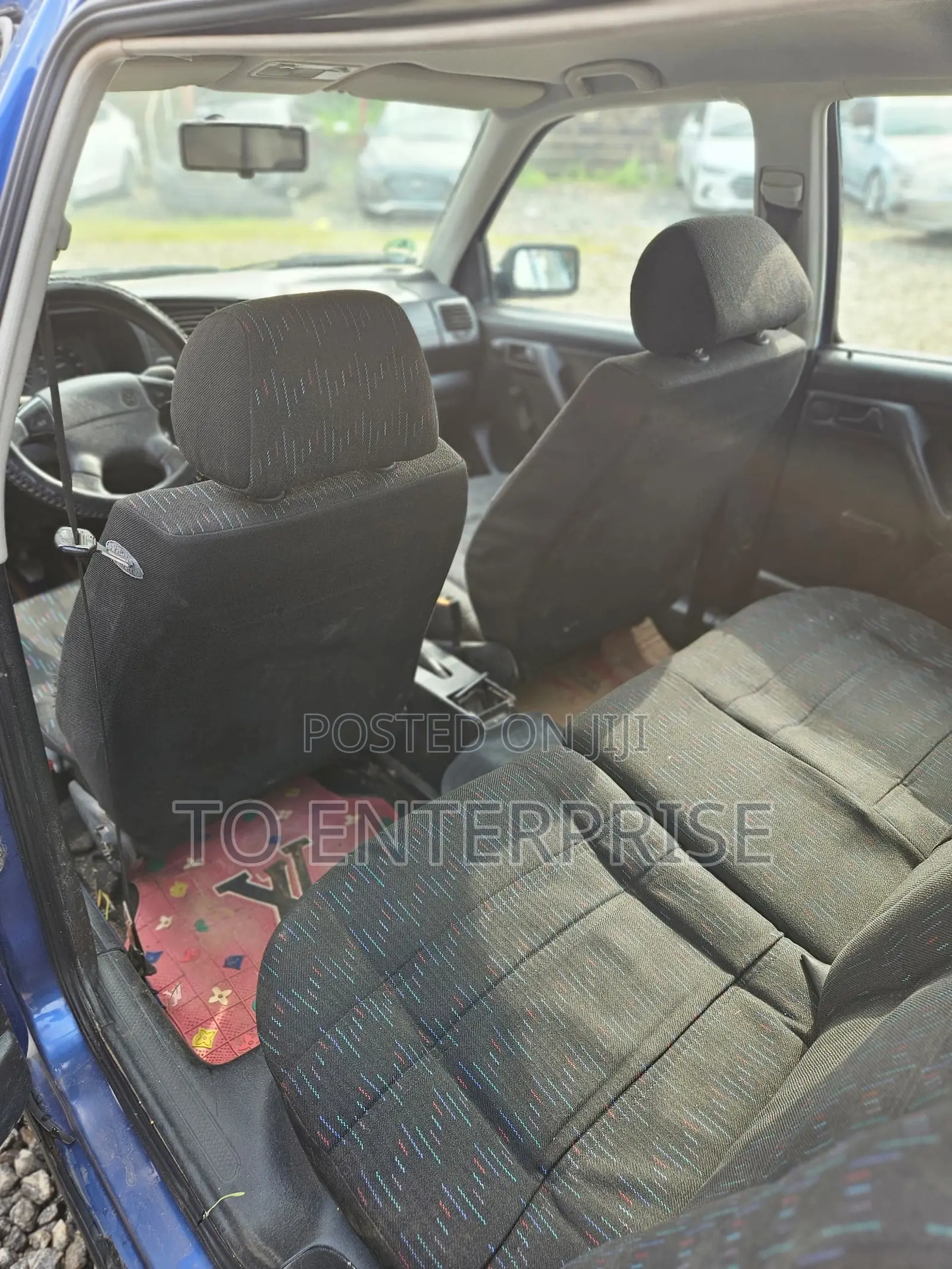 Volkswagen Golf 2000 Blue