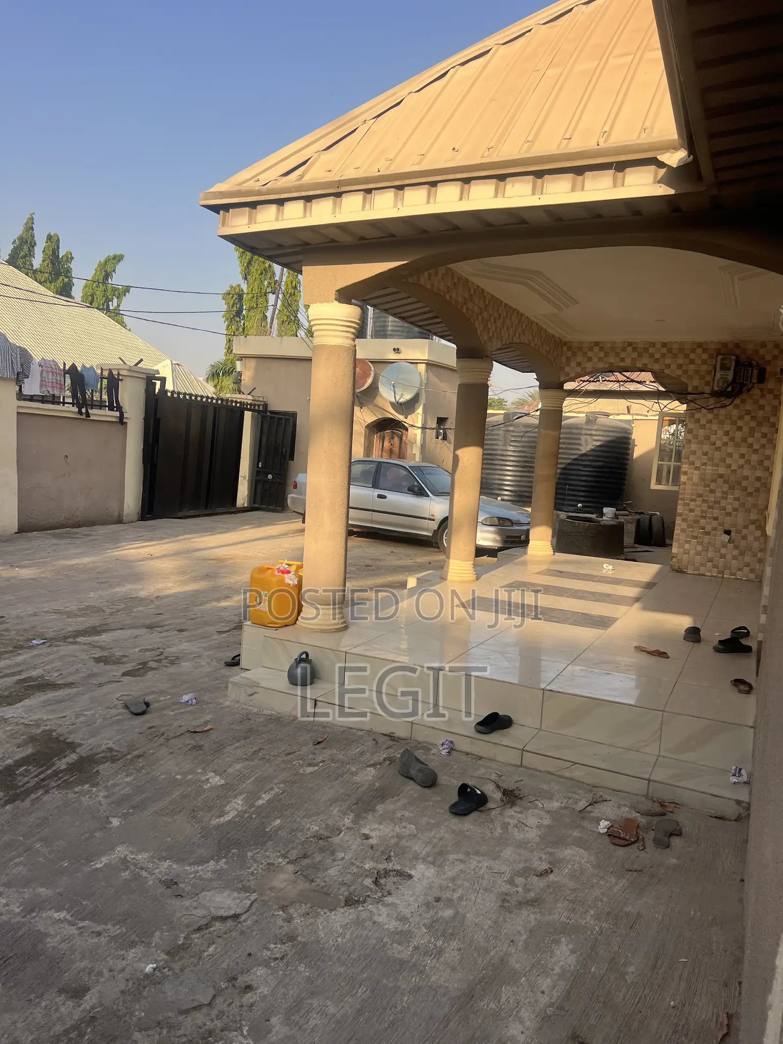 4bdrm Bungalow in Minna for sale