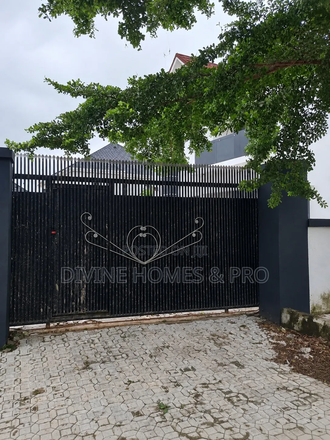 4bdrm Duplex in Gwagwalada After, Giri for sale