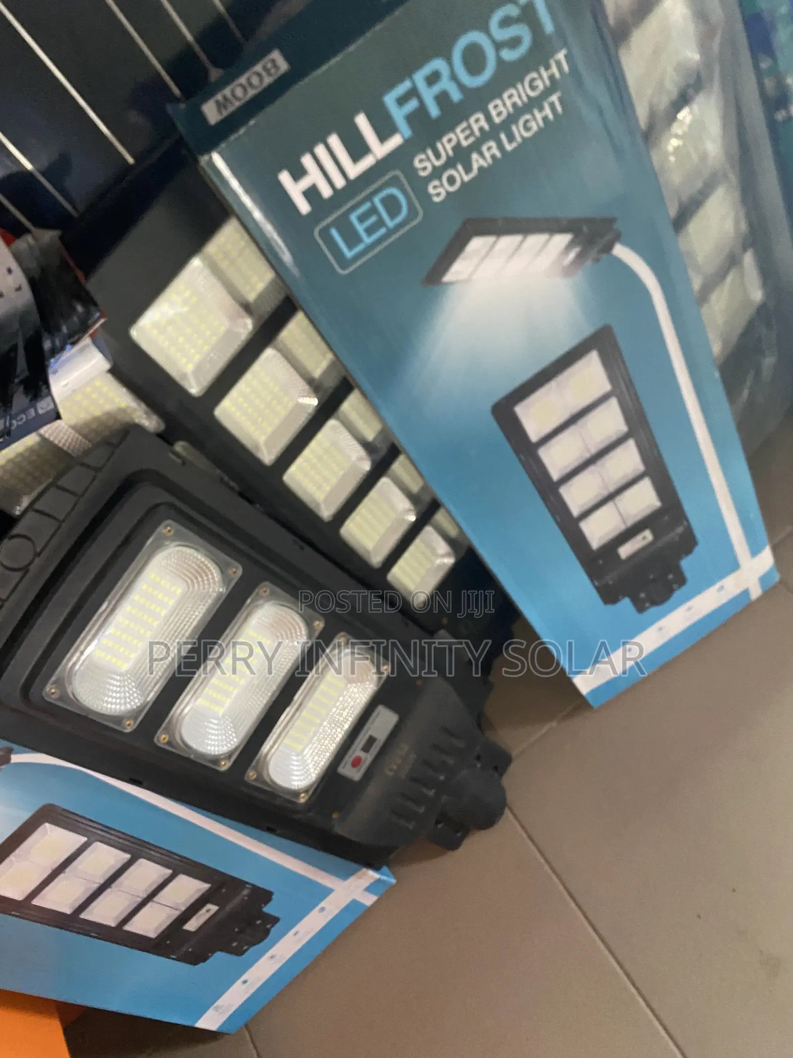 Hill Frost Solar Street Light – Powerful & Energy Saving