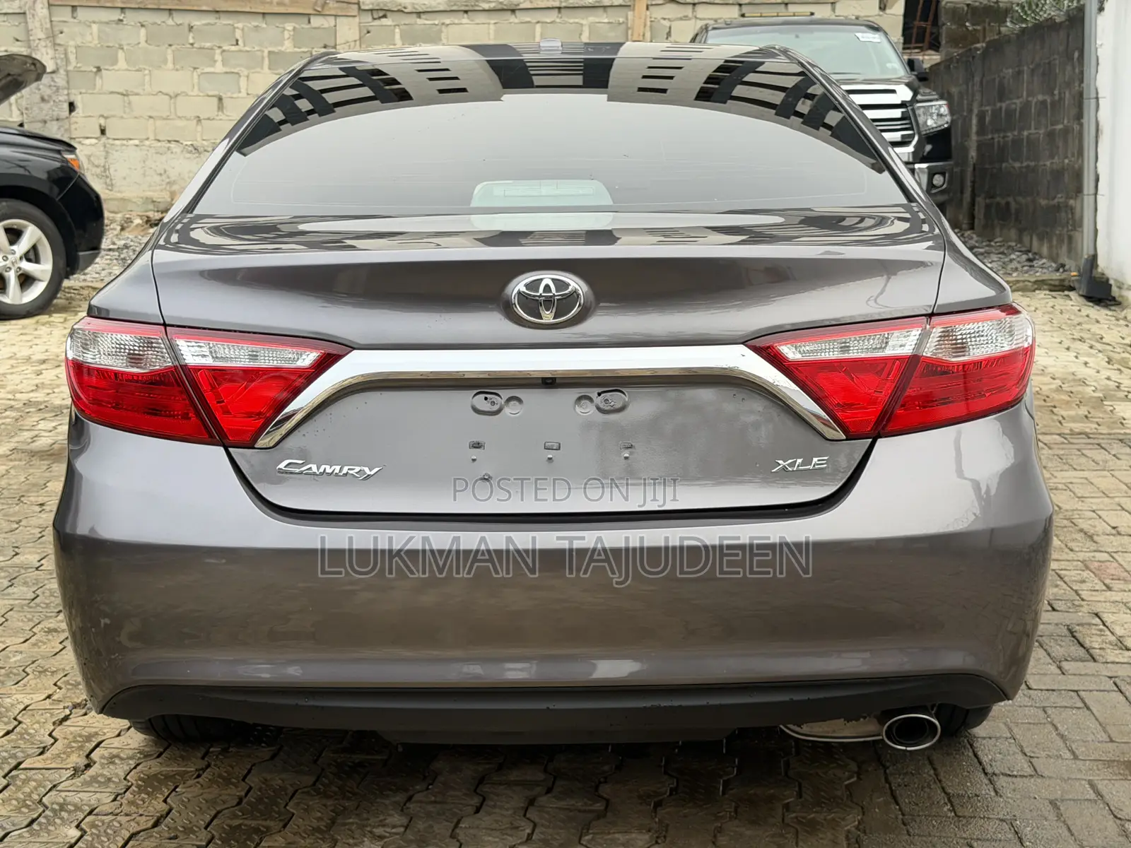 Toyota Camry XLE 4dr Sedan (2.5L 4cyl 6A) 2017 Gray