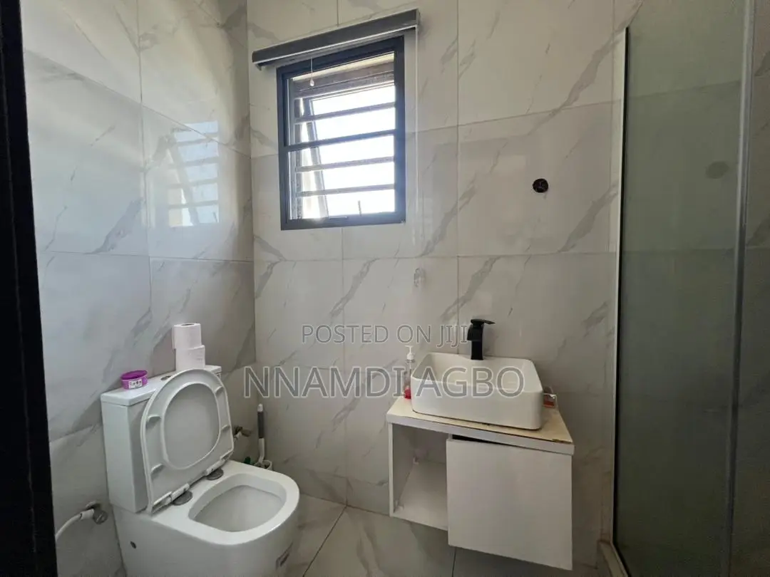 Furnished 2bdrm Apartment in Lekki Phase 1 for rent