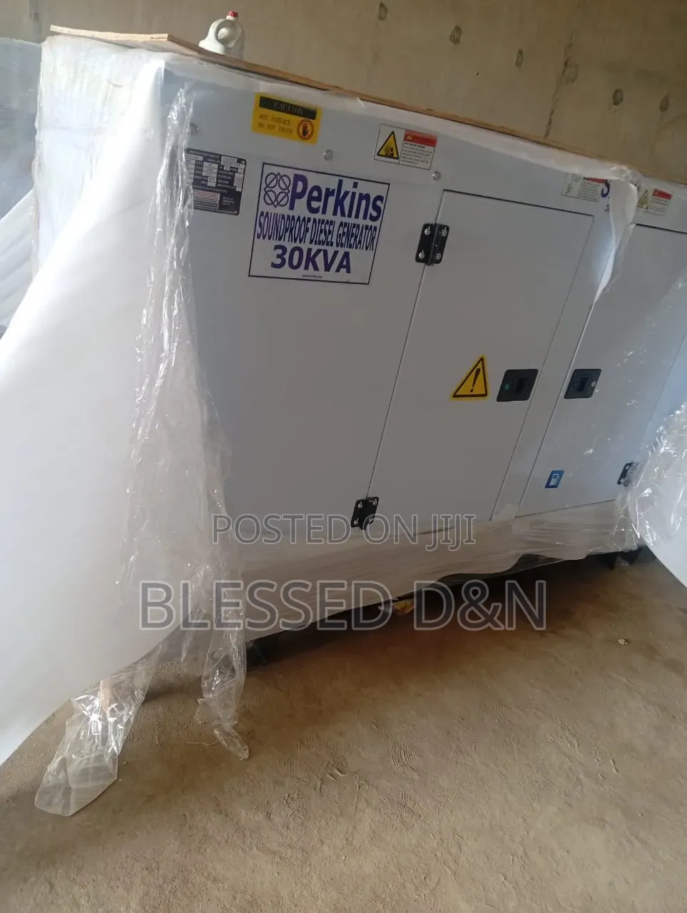 30kva Perkins Soundproof Diesel Generator