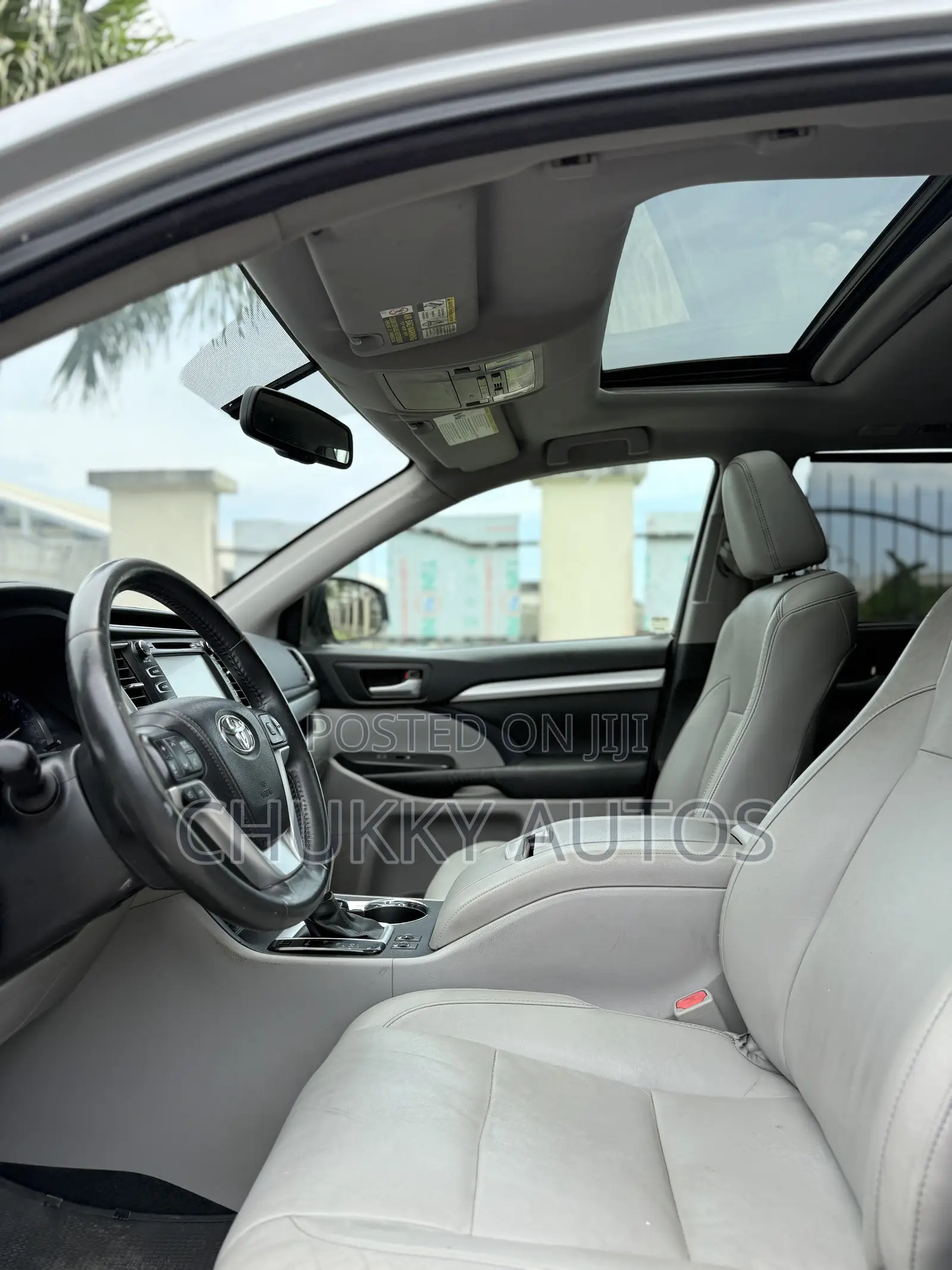 Toyota Highlander XLE 4dr SUV (3.5L 6cyl 6A) 2015 Silver