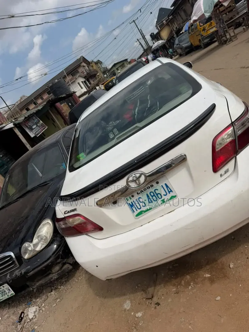 Toyota Camry 2008 White