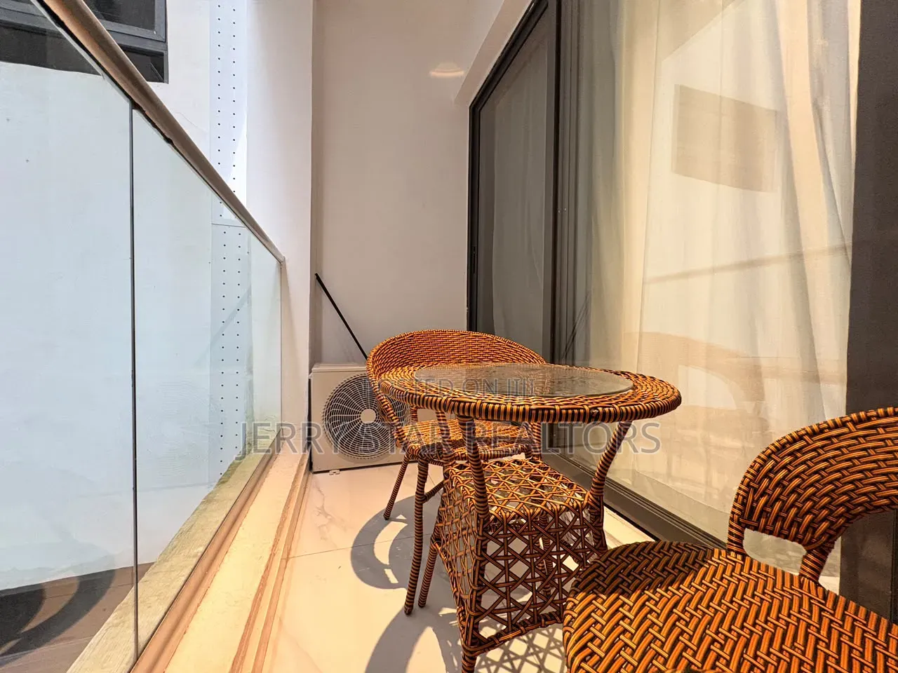 Furnished 2bdrm Apartment in Lekki Phase1 for rent