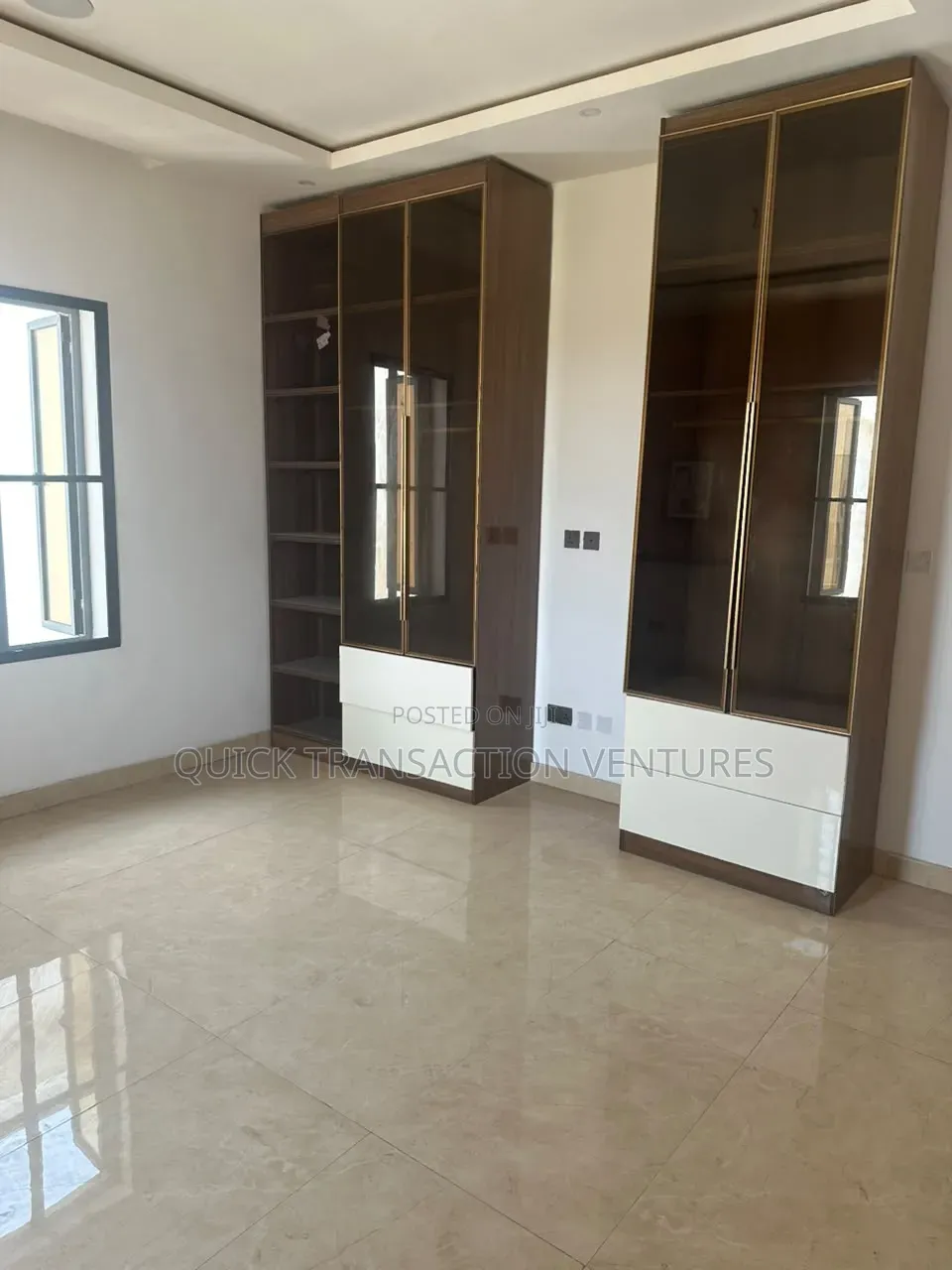 5bdrm Duplex in Hampton Bay Estate, Ikate for rent