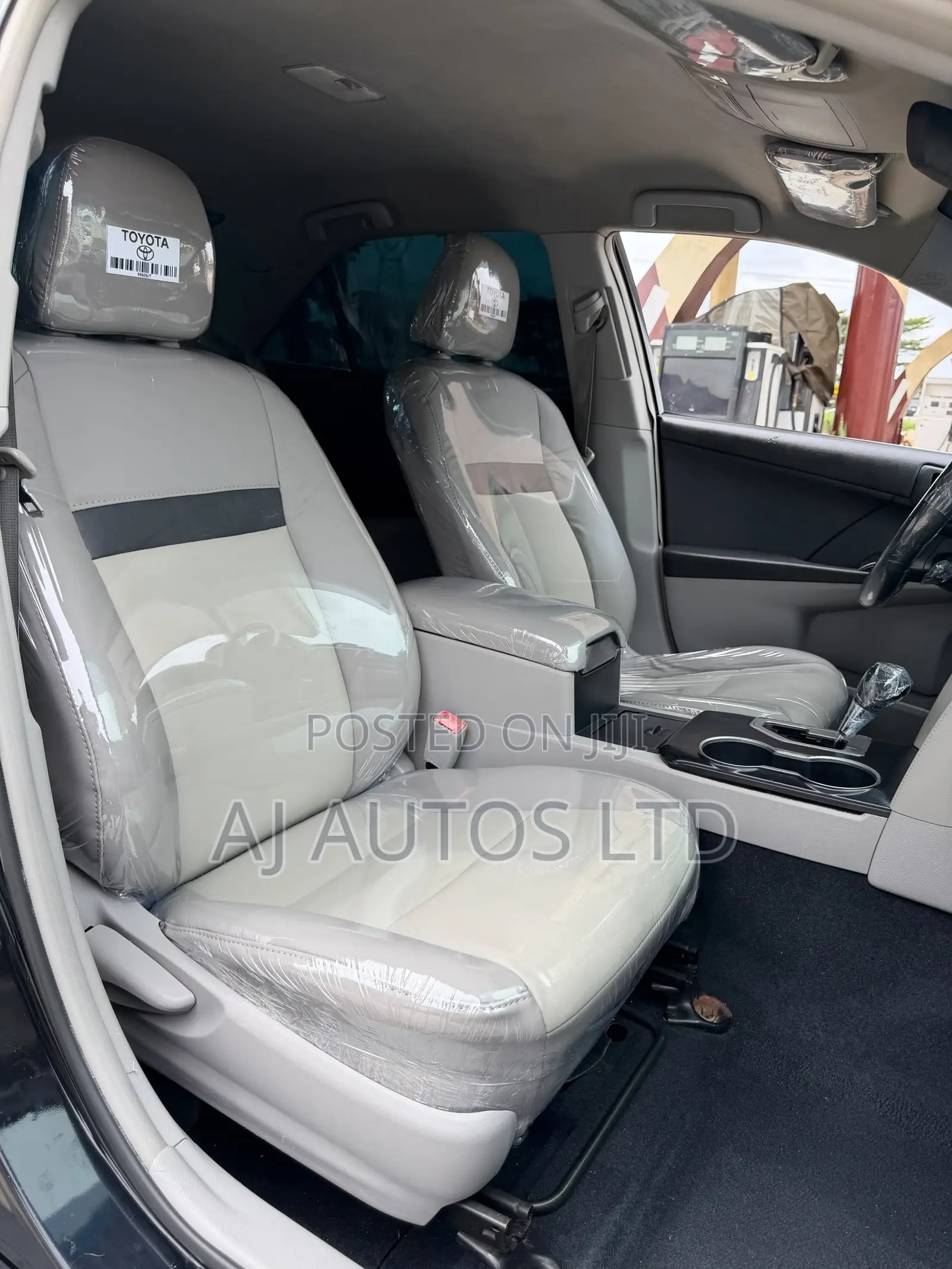Toyota Camry LE 4dr Sedan (2.5L 4cyl 6A) 2013 Black