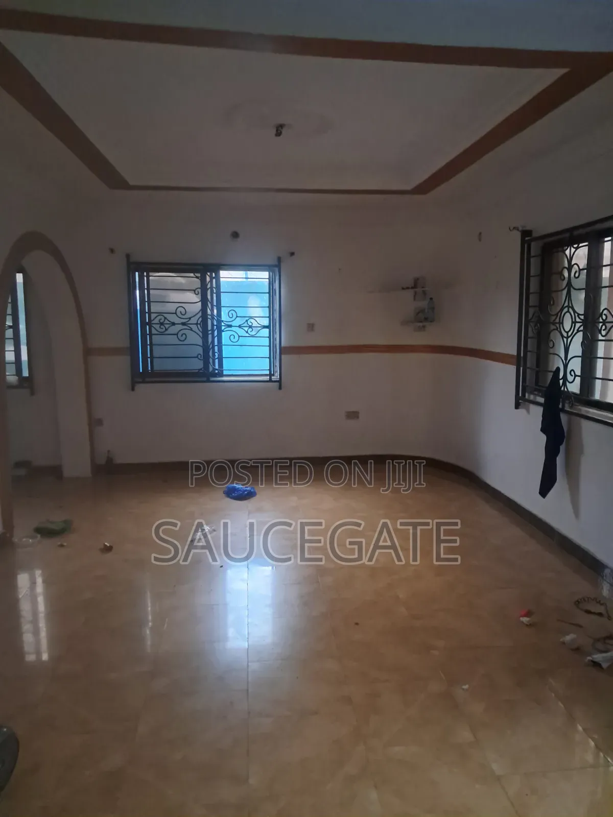 3bdrm Bungalow in Sand Feild, Satellite Town for sale