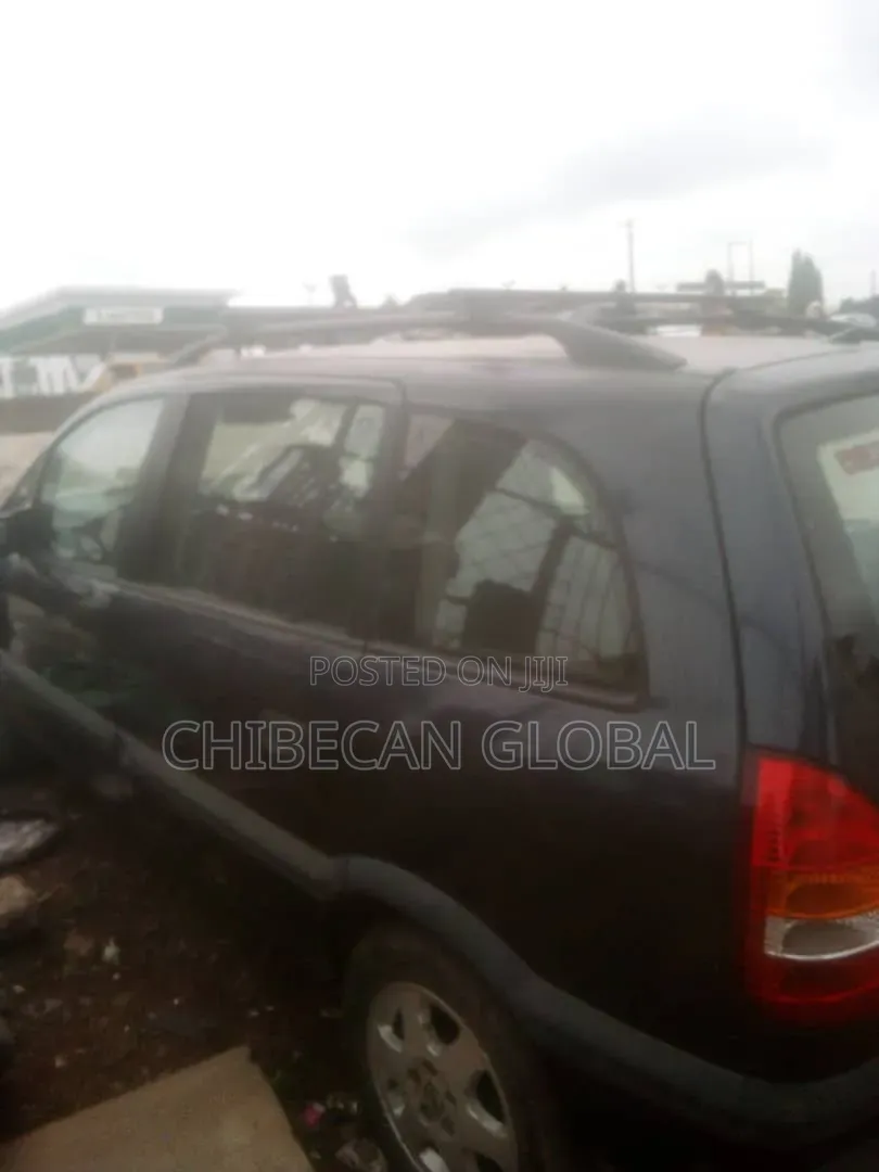 Opel Zafira 2003 Blue