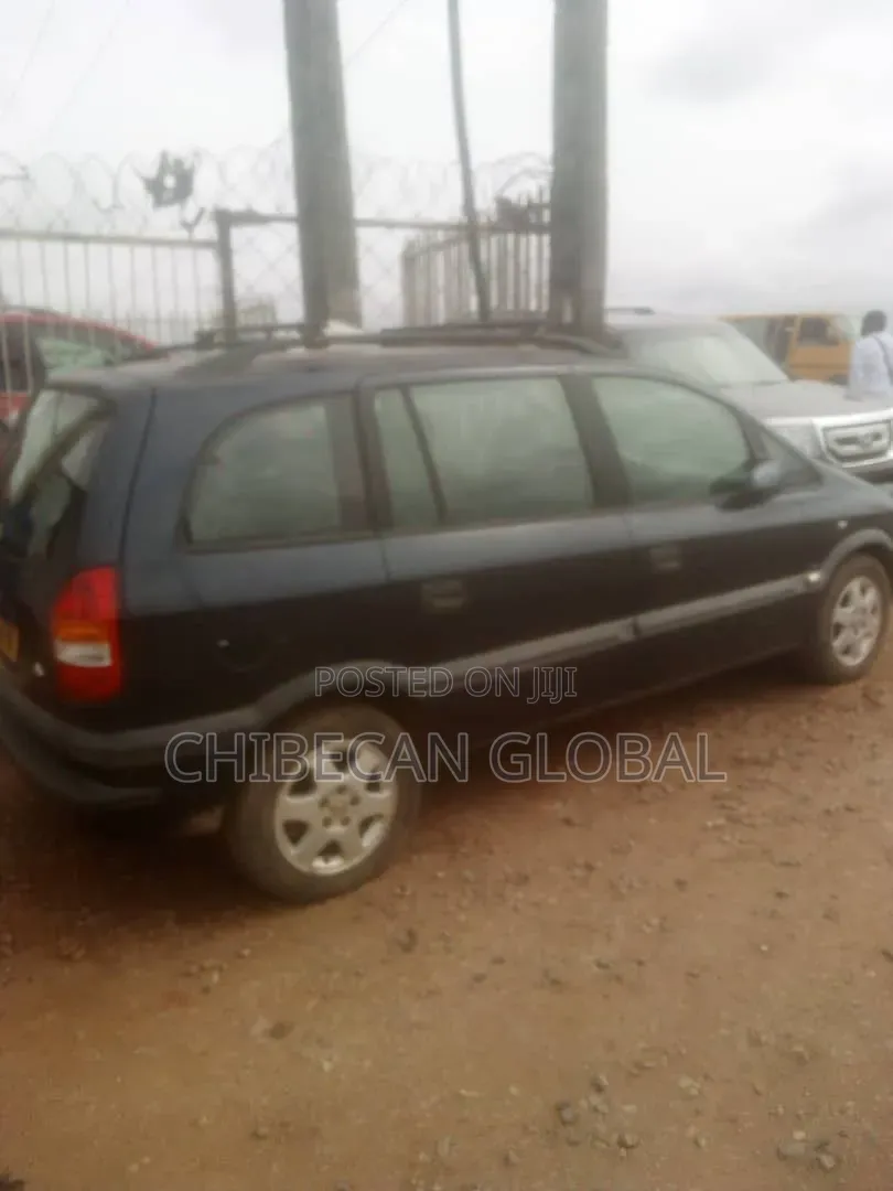 Opel Zafira 2003 Blue