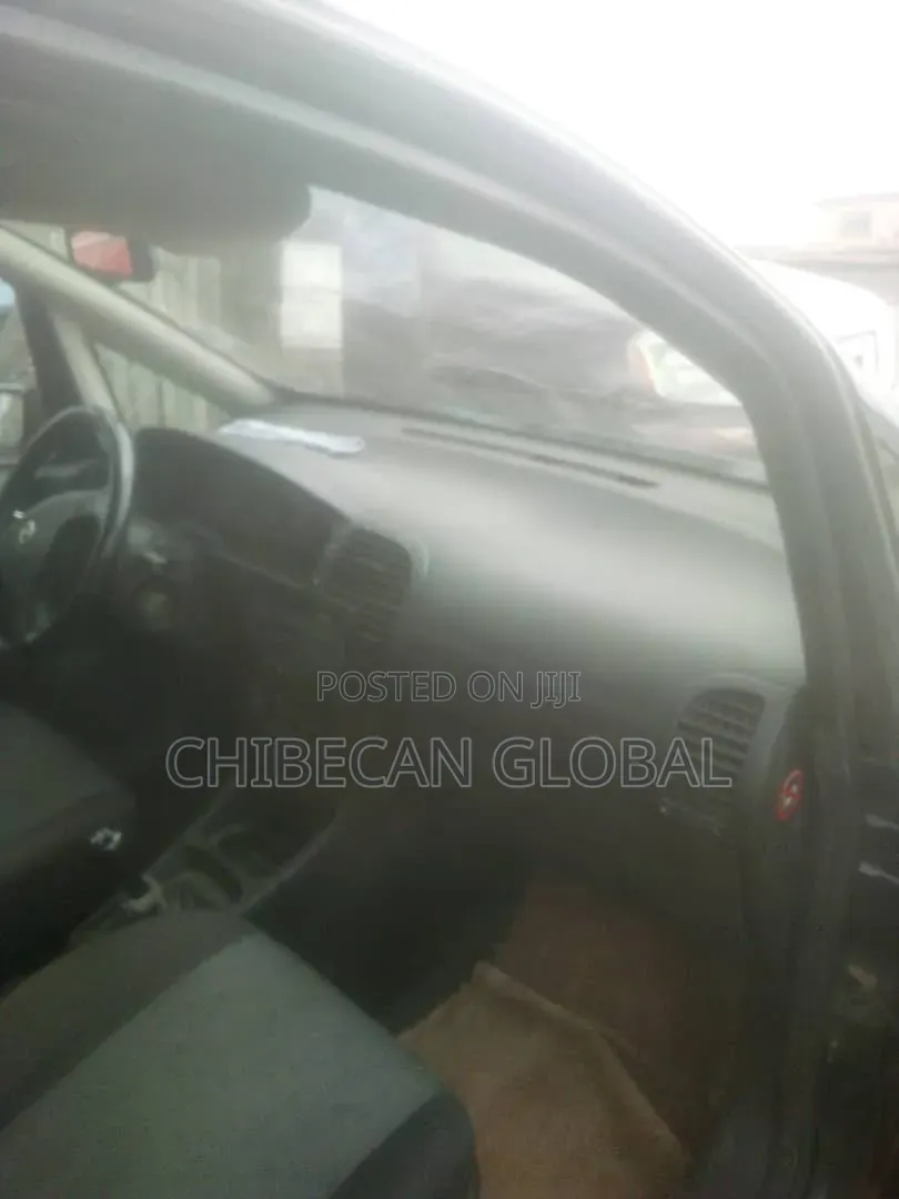 Opel Zafira 2003 Blue