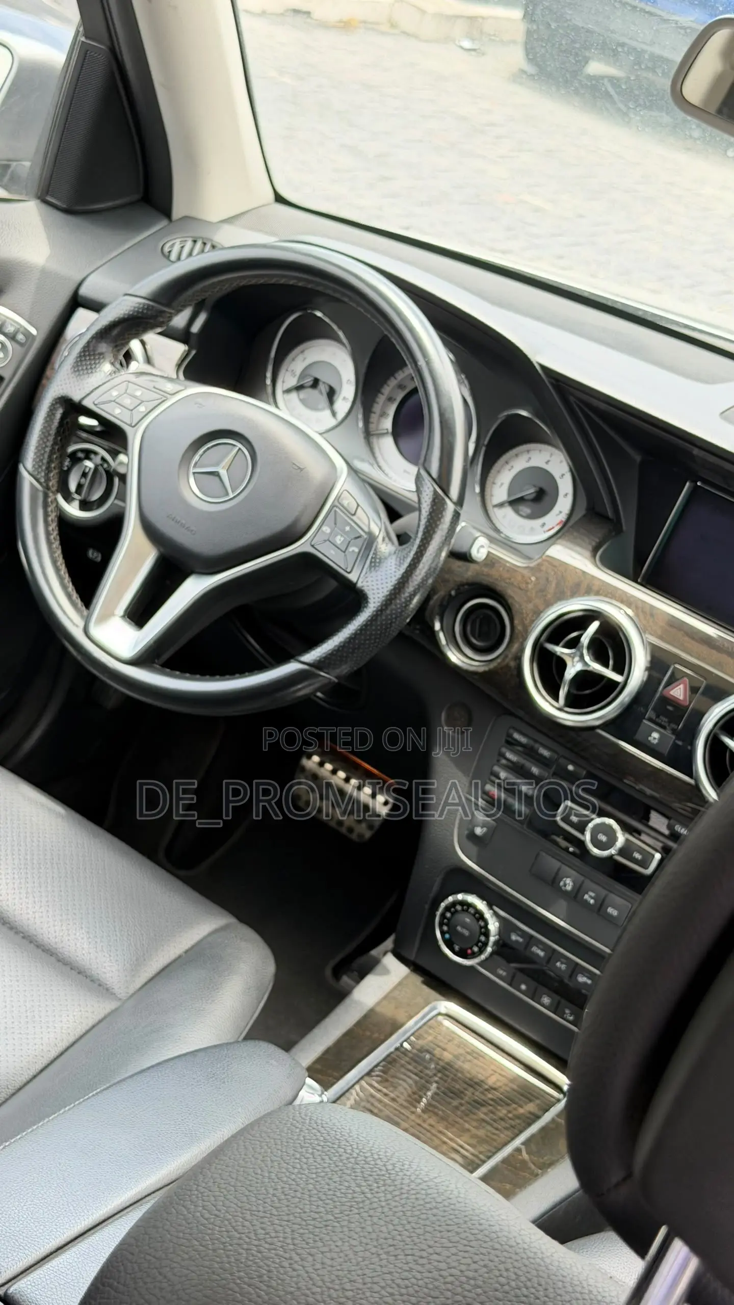 Mercedes-Benz GLK-Class 350 4MATIC 2013 Gray