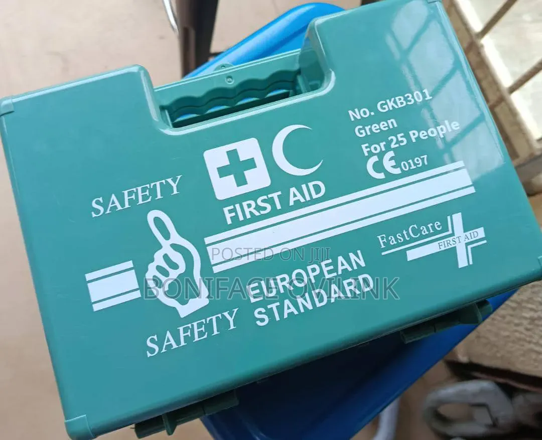 High Quality Green ABS Wall-Mounted First Aid Kits